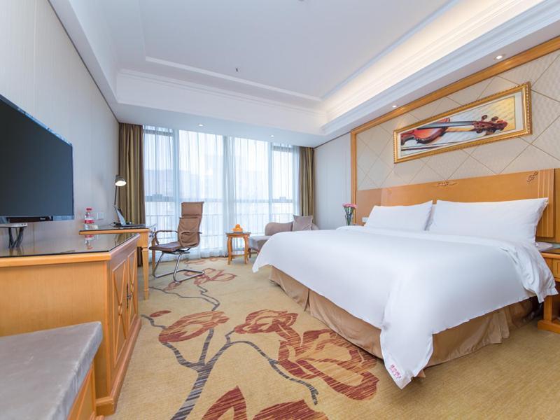 Vienna Hotel Hubei Xiangyang Tanxi Road מראה חיצוני תמונה